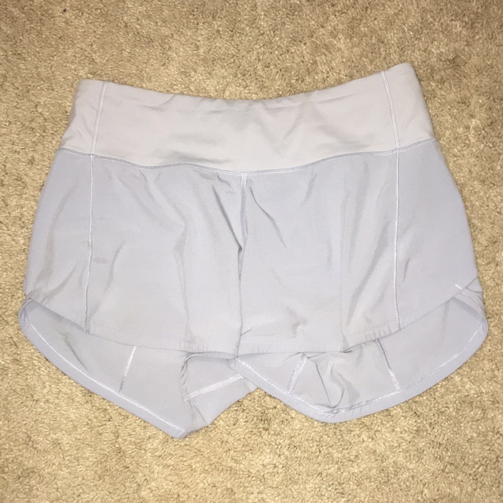 Blue linen Lululemon low rise speed ups size 4, 4” shorts!!!